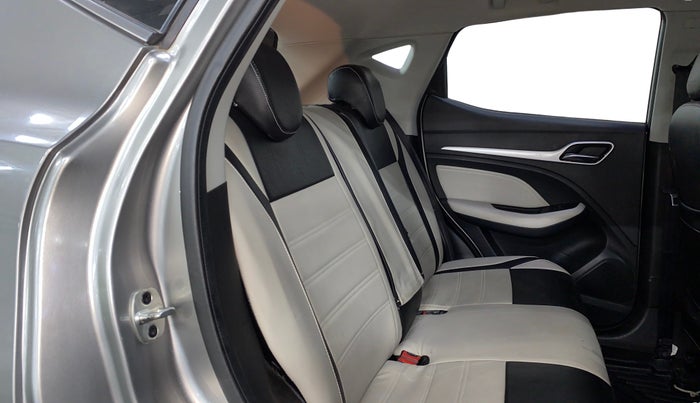 2022 MG ASTOR SUPER EX 1.5 MT, Petrol, Manual, 42,227 km, Right Side Rear Door Cabin