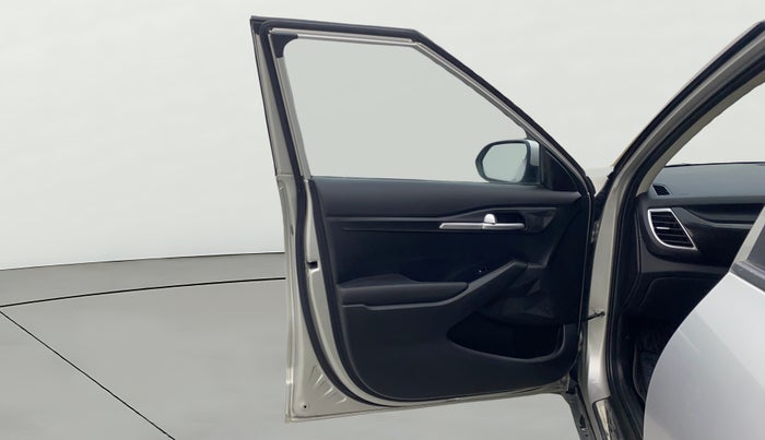 2022 KIA SELTOS HTK PLUS 1.5, Petrol, Manual, 39,299 km, LHS Front Door