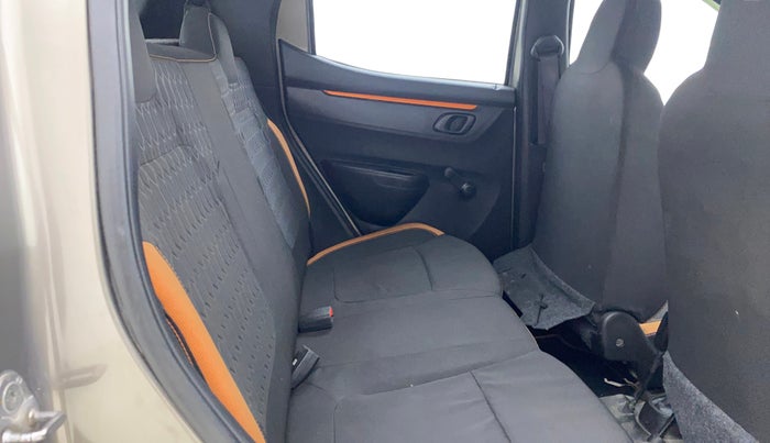 2017 Renault Kwid CLIMBER 1.0, Petrol, Manual, 79,870 km, Right Side Rear Door Cabin