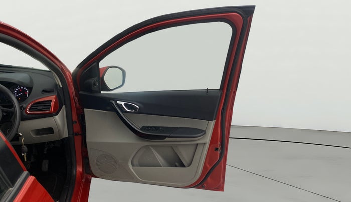 2019 Tata Tiago XZ PLUS PETROL, Petrol, Manual, 49,076 km, RHS Front Door