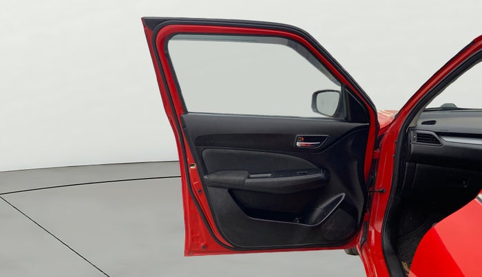 2018 Maruti Swift VDI, Diesel, Manual, 1,00,916 km, LHS Front Door