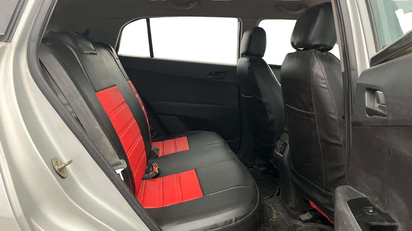 2017 Hyundai Creta E PLUS 1.6 PETROL, Petrol, Manual, 95,433 km, Right Side Rear Door Cabin