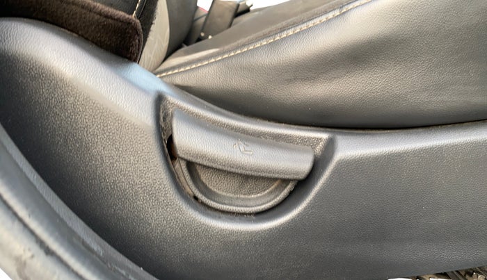 2016 Hyundai Grand i10 SPORTZ 1.2 KAPPA VTVT, Petrol, Manual, 96,930 km, Third Seat Row ( optional )