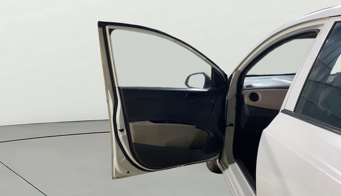 2013 Hyundai Grand i10 MAGNA 1.1 CRDI, Diesel, Manual, 71,276 km, LHS Front Door