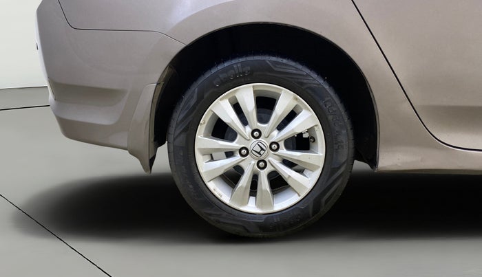 2013 Honda City 1.5L I-VTEC V MT, Petrol, Manual, 1,36,396 km, Right Rear Wheel