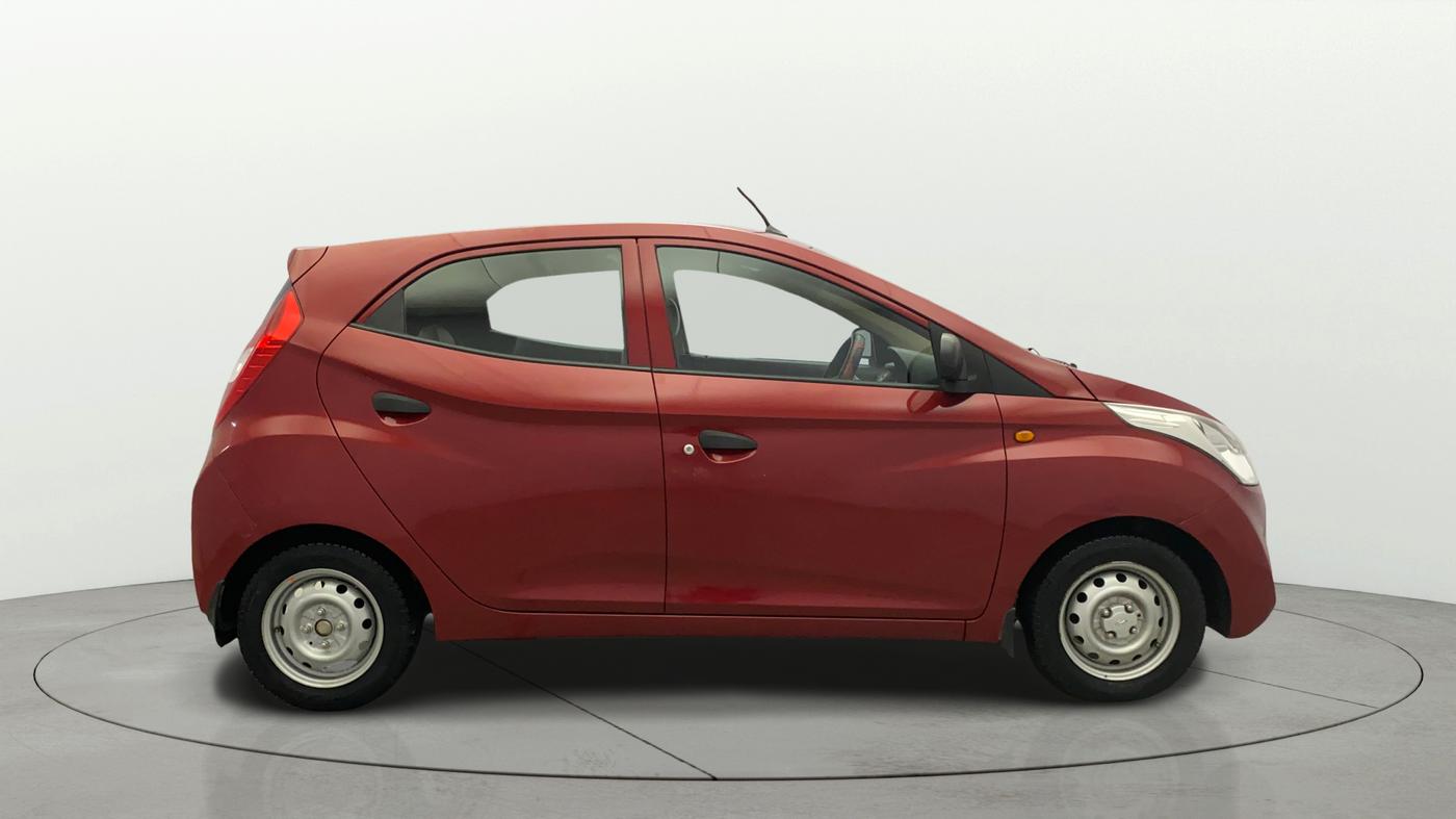 2018 Hyundai Eon ERA +, Petrol, Manual, 25,701 km, Right Side View