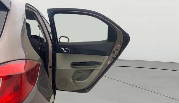 2016 Tata Tiago XZ PETROL, Petrol, Manual, 1,25,966 km, RHS Rear Door