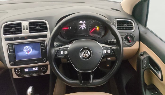 2018 Volkswagen Ameo HIGHLINE PLUS 1.5L AT 16 ALLOY, Diesel, Automatic, 20,310 km, Steering Wheel Close Up