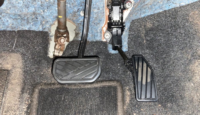 2020 Maruti XL6 ZETA AT, Petrol, Automatic, 92,000 km, Pedals