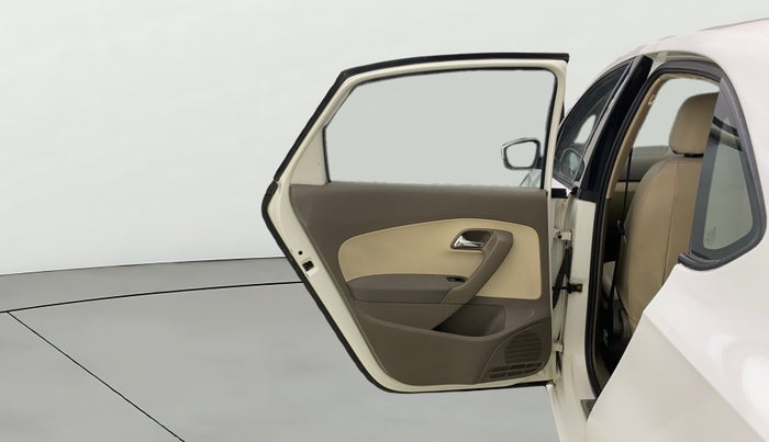 2013 Skoda Rapid AMBITION 1.6 TDI CR MT PLUS ALLOY, Diesel, Manual, 1,19,608 km, LHS Rear Door