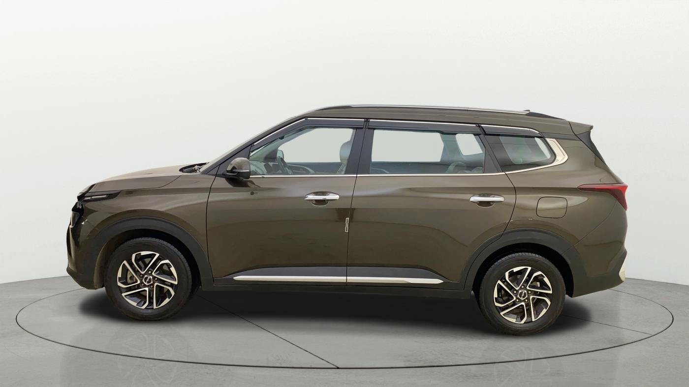 2022 KIA CARENS LUXURY PLUS 1.5 DIESEL 7 STR, Diesel, Manual, 72,259 km, Left Side