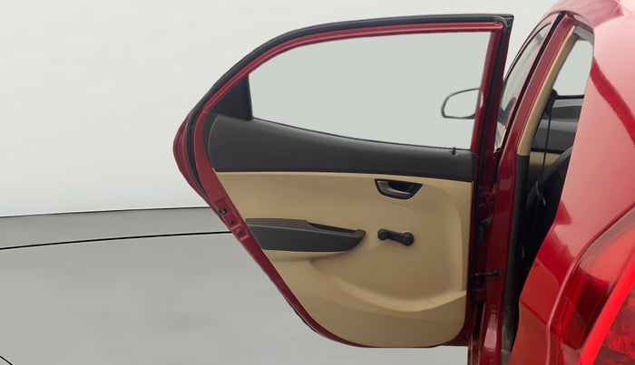 2017 Hyundai Eon SPORTZ, Petrol, Manual, 16,551 km, LHS Rear Door