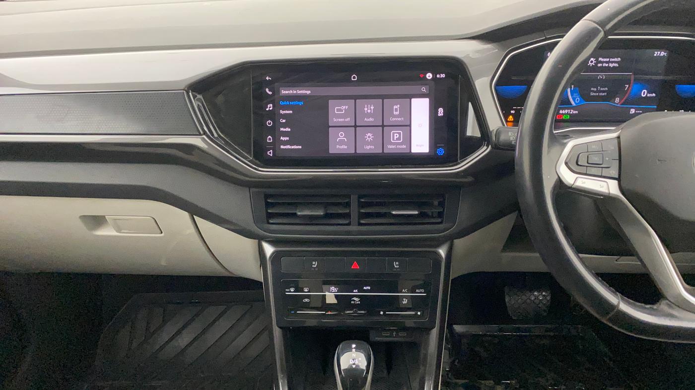 2022 Volkswagen TAIGUN TOPLINE 1.0 TSI AT, Petrol, Automatic, 44,705 km, Air Conditioner