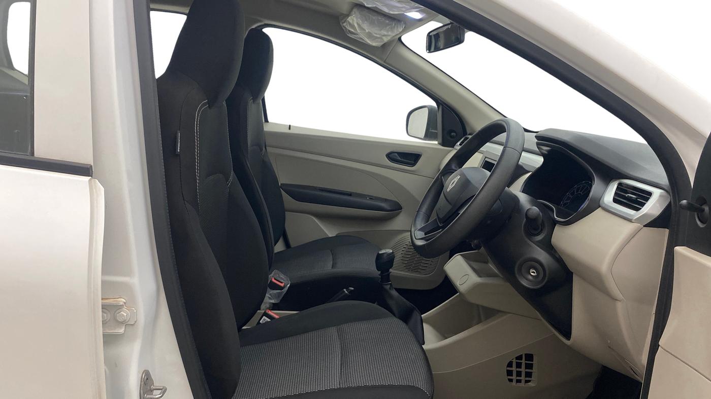 2025 Renault TRIBER Emotion, Petrol, Manual, 4,988 km, Right Side Front Door Cabin