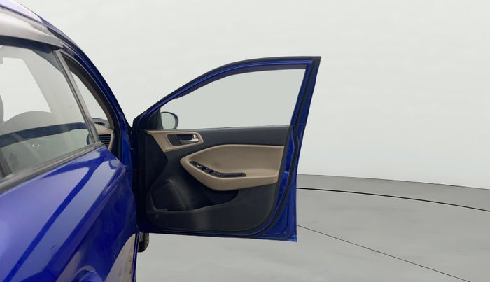 2016 Hyundai Elite i20 MAGNA 1.2, Petrol, Manual, 1,08,138 km, RHS Front Door