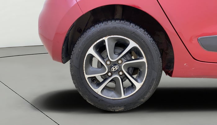 2017 Hyundai Grand i10 SPORTZ (O) AT 1.2 KAPPA VTVT, Petrol, Automatic, 69,552 km, Right Rear Wheel