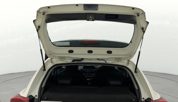 2022 Maruti Baleno ALPHA PETROL 1.2, Petrol, Manual, 38,088 km, Boot Door Open