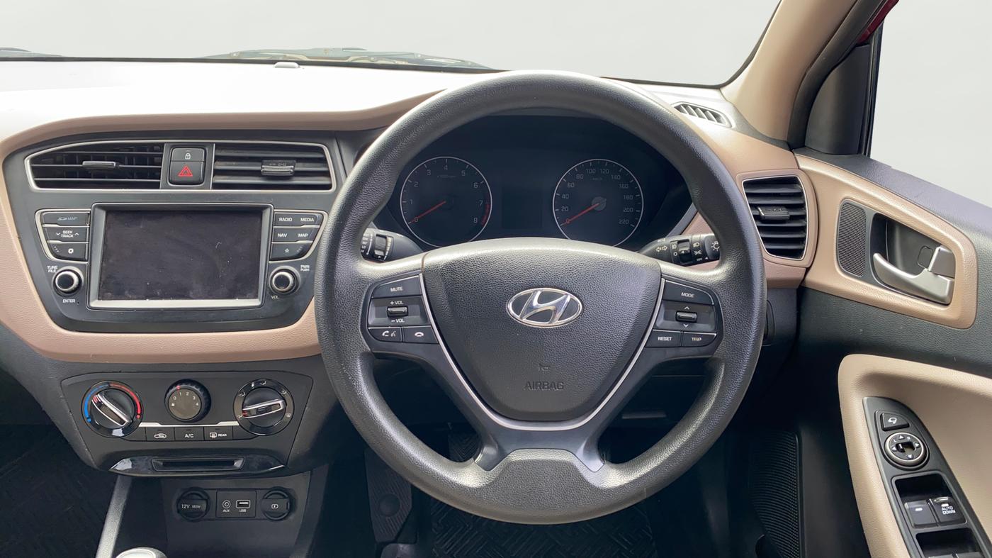 2020 Hyundai Elite i20 SPORTZ PLUS 1.2, Petrol, Manual, 88,536 km, Steering Wheel Close Up