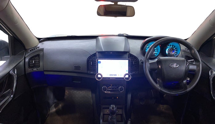 2021 Mahindra XUV500 W5, Diesel, Manual, 98,119 km, Dashboard