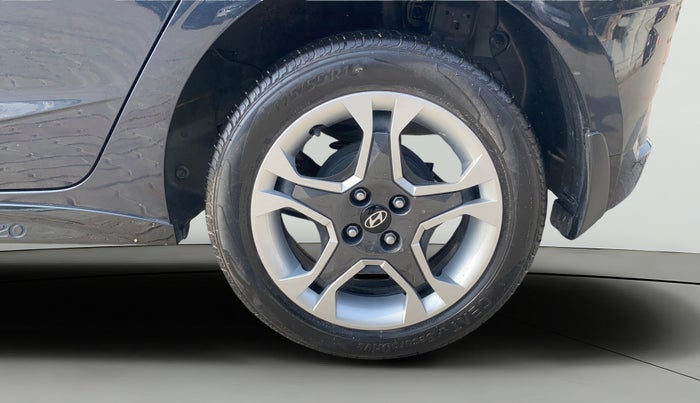 2023 Hyundai NEW I20 SPORTZ 1.2 IVT, Petrol, Automatic, 16,457 km, Left Rear Wheel