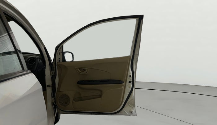 2014 Honda Amaze 1.2L I-VTEC S, Petrol, Manual, 62,790 km, RHS Front Door