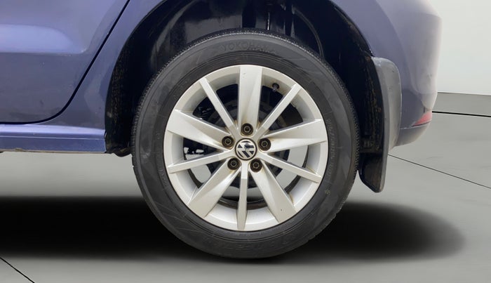 2015 Volkswagen Polo HIGHLINE1.2L, Petrol, Manual, 65,226 km, Left Rear Wheel