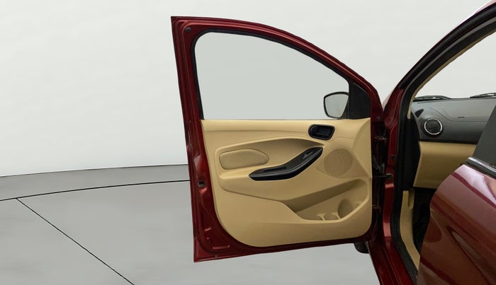 2019 Ford Figo Aspire TITANIUM 1.2 PETROL, Petrol, Manual, 1,14,033 km, LHS Front Door