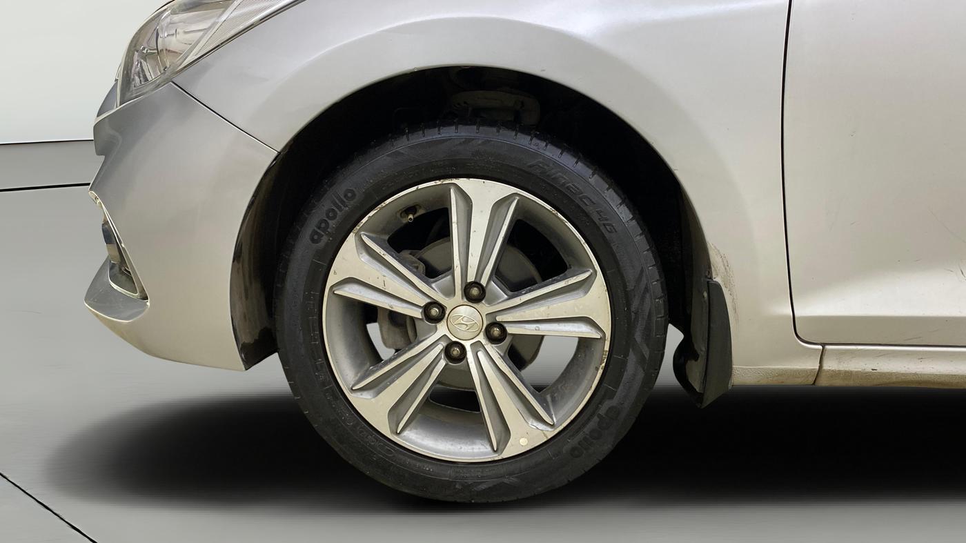 2018 Hyundai Verna 1.6 VTVT SX (O) AT, Petrol, Automatic, 53,762 km, Left Front Wheel