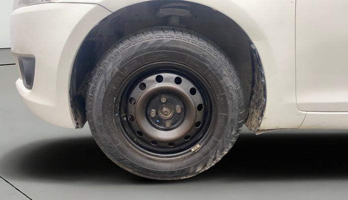 2013 Maruti Swift VXI, Petrol, Manual, 57,655 km, Left Front Wheel