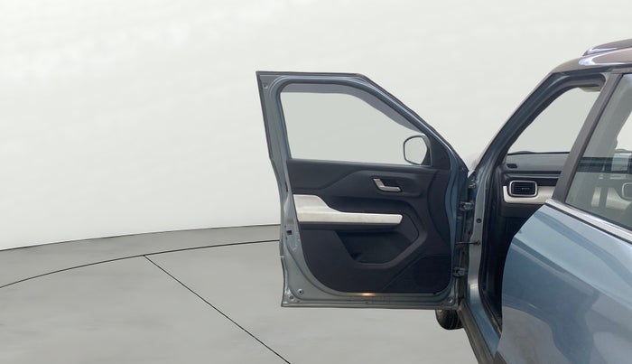2023 Tata PUNCH CREATIVE  AMT, Petrol, Automatic, 27,386 km, LHS Front Door