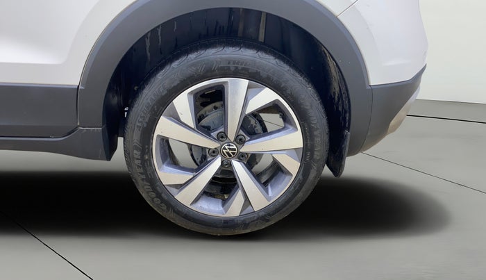 2022 Volkswagen TAIGUN TOPLINE 1.0 TSI MT, Petrol, Manual, 54,233 km, Left Rear Wheel