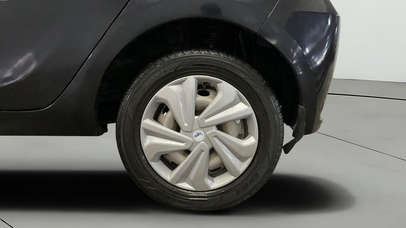 2022 Tata Tiago XM CNG, CNG, Manual, 84,677 km, Left Rear Wheel