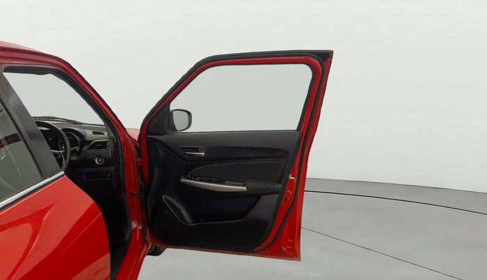 2020 Maruti Swift ZXI, Petrol, Manual, 21,510 km, RHS Front Door