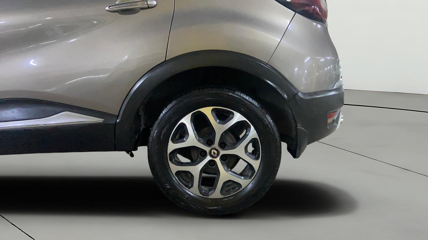 2017 Renault Captur PLATINE DIESEL , Diesel, Manual, 1,17,918 km, Left Rear Wheel