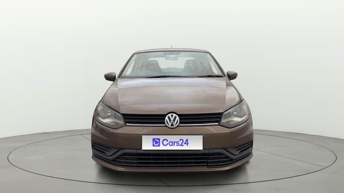 2017 Volkswagen Ameo TRENDLINE 1.2L, Petrol, Manual, 1,12,774 km, Front