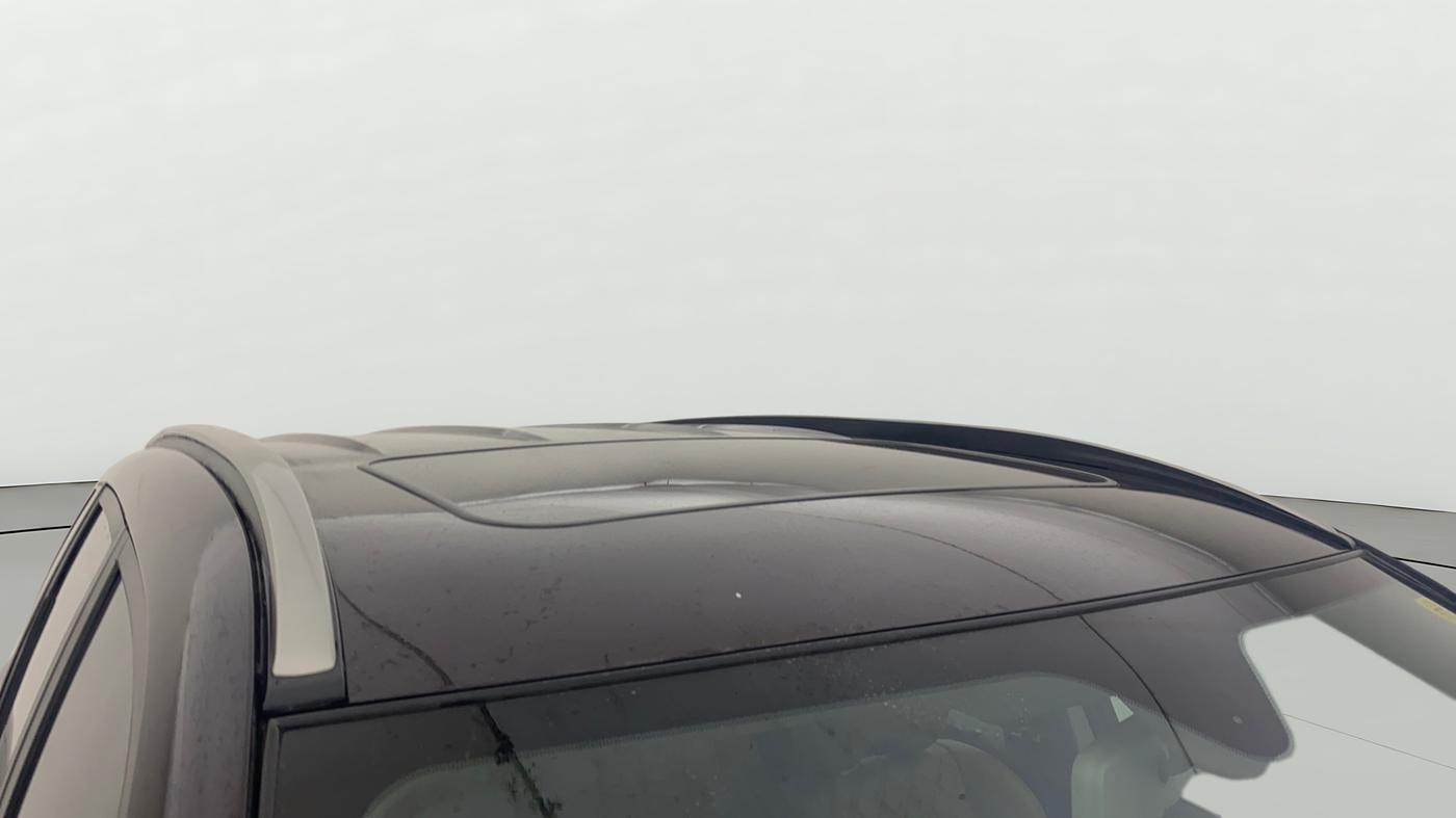 2018 Mahindra XUV500 W11 (O) AT, Diesel, Automatic, 24,675 km, Roof