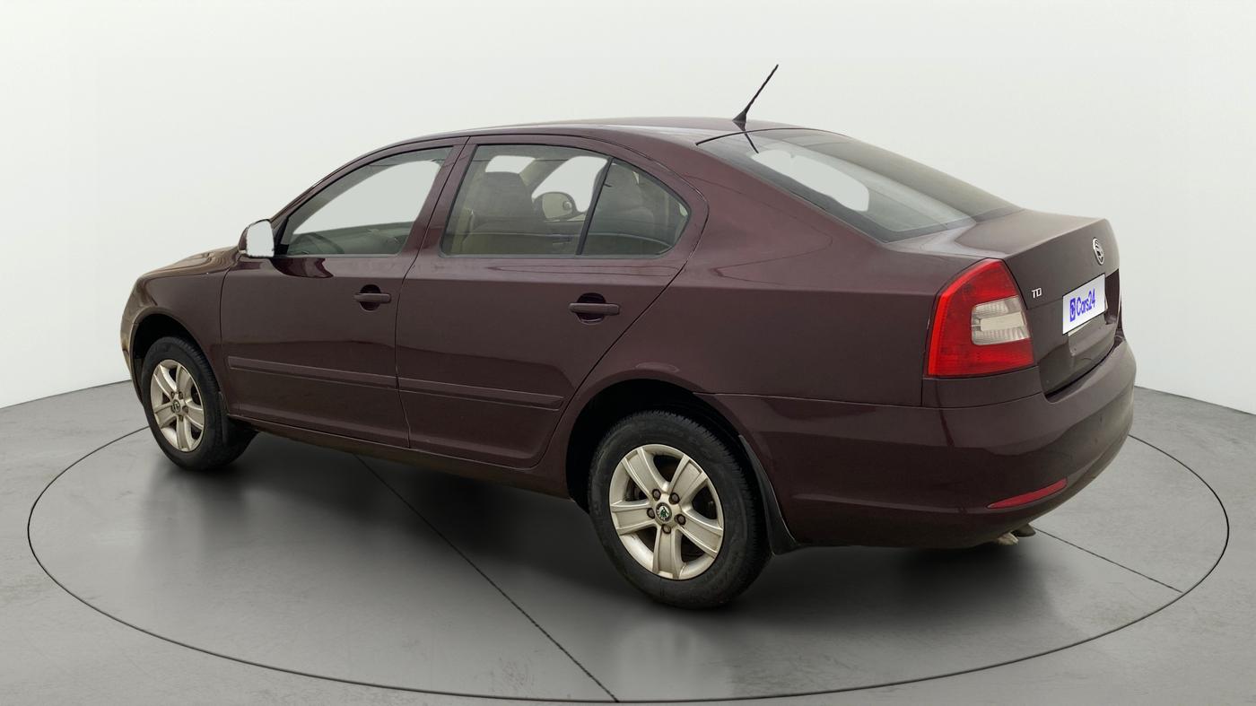 2013 Skoda Laura AMBIENTE 2.0 TDI CR MT, Diesel, Manual, 1,07,127 km, Left Back Diagonal