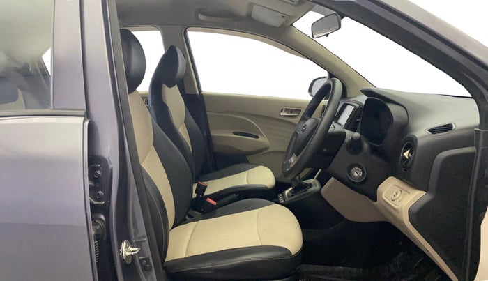 2018 Hyundai NEW SANTRO SPORTZ MT, Petrol, Manual, 94,399 km, Right Side Front Door Cabin