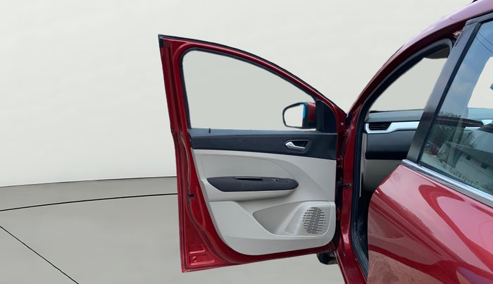 2020 Renault TRIBER RXZ AMT, Petrol, Automatic, 32,819 km, LHS Front Door