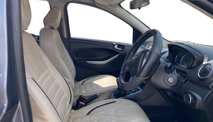 2016 Ford New Figo TREND 1.5L DIESEL, Diesel, Manual, 67,648 km, Right Side Front Door Cabin