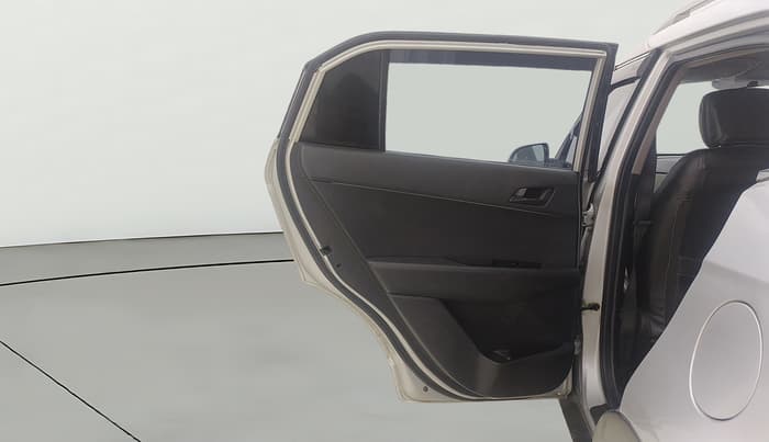 2015 Hyundai Creta E PLUS 1.6 PETROL, CNG, Manual, 1,02,271 km, LHS Rear Door