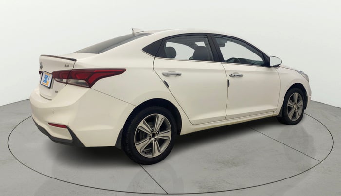 2018 Hyundai Verna 1.6 VTVT SX (O) AT, Petrol, Automatic, 77,959 km, Right Back Diagonal