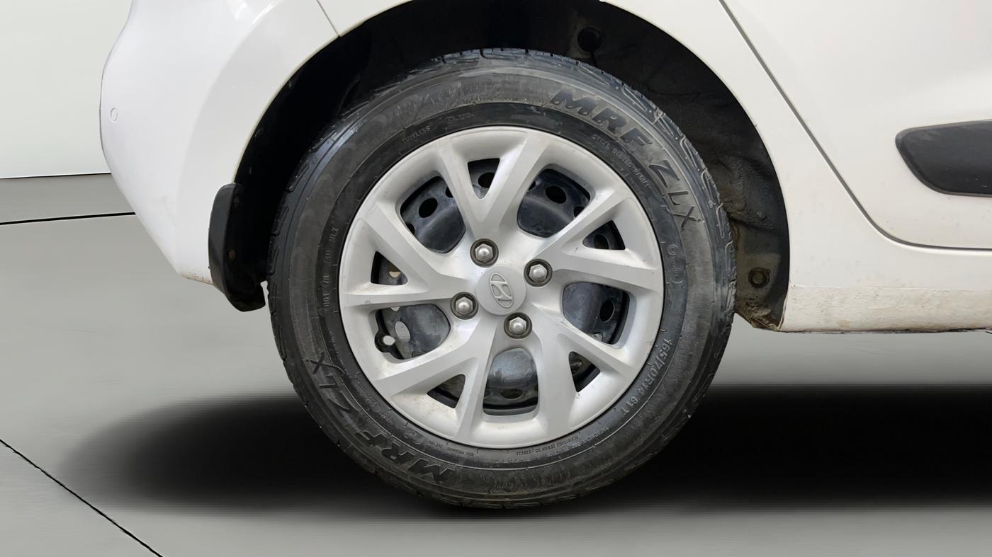 2019 Hyundai Grand i10 SPORTZ 1.2 KAPPA VTVT, Petrol, Manual, 87,894 km, Right Rear Wheel