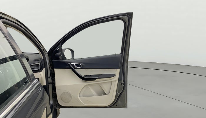 2022 Tata TIGOR XZ PLUS CNG, CNG, Manual, 24,039 km, RHS Front Door