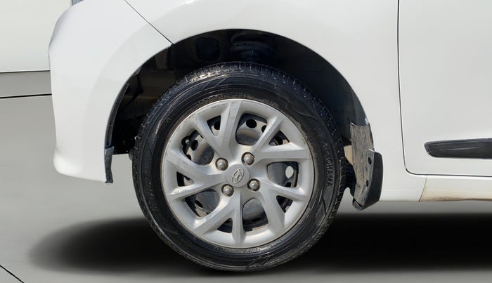 2017 Hyundai Grand i10 SPORTZ 1.2 KAPPA VTVT, Petrol, Manual, 80,359 km, Left Front Wheel