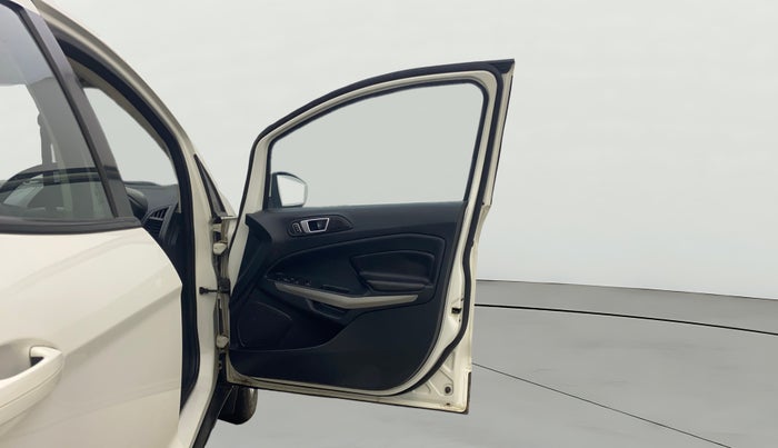 2018 Ford Ecosport TITANIUM + 1.5L PETROL AT, Petrol, Automatic, 17,772 km, RHS Front Door