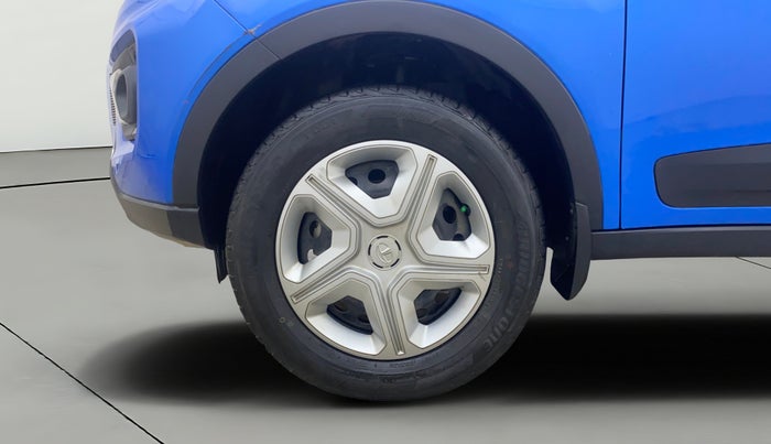 2021 Tata NEXON XMA SUNROOF PETROL, Petrol, Automatic, 20,203 km, Left Front Wheel