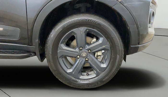 2022 Tata NEXON XZ PLUS PETROL DARK EDITION, Petrol, Manual, 15,038 km, Right Front Wheel