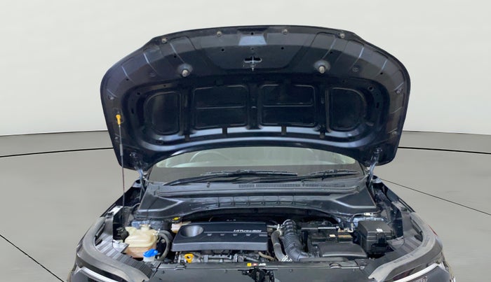 2022 KIA CARENS PRESTIGE PLUS 1.4 PETROL 7 STR, Petrol, Manual, 36,541 km, Open Bonet