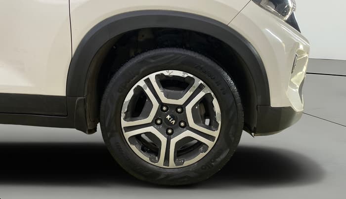 2021 KIA SONET HTK PLUS 1.0 IMT, Petrol, Manual, 40,517 km, Right Front Wheel
